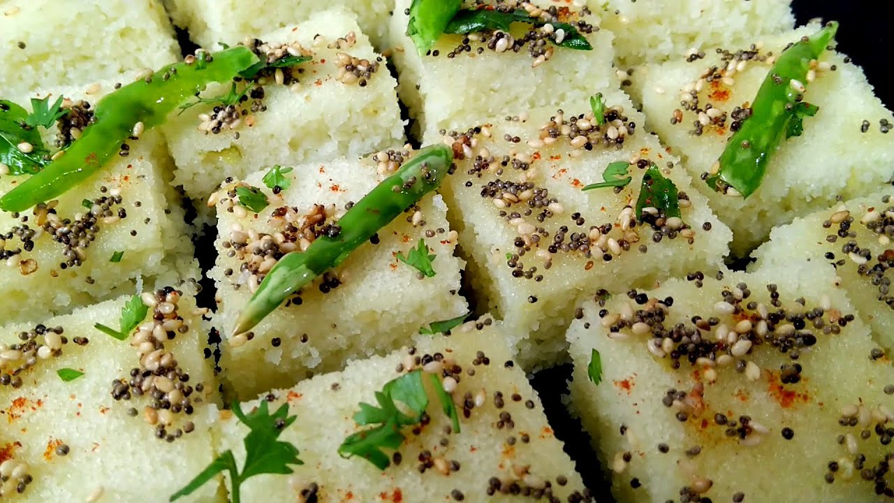 सूजी का ढोकला कैसे बनता है | Suji ka Dhokla Recipe in Hindi | रवा ढोकला बनाने की विधि | Rava Dhokla