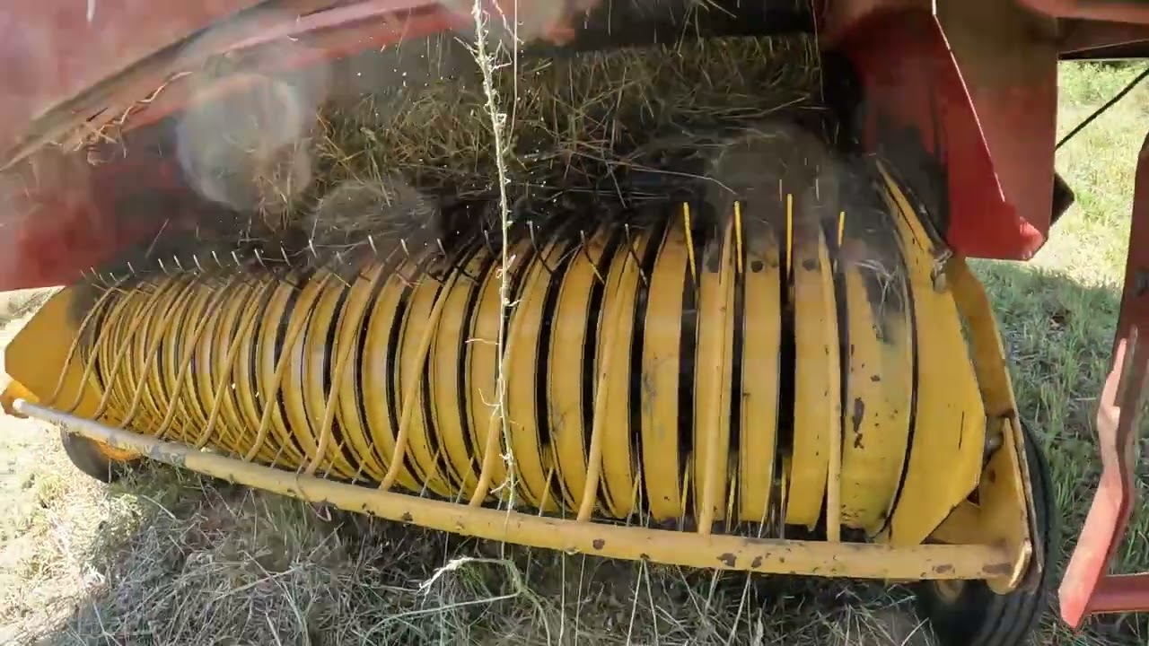 Hay baling spring 2023