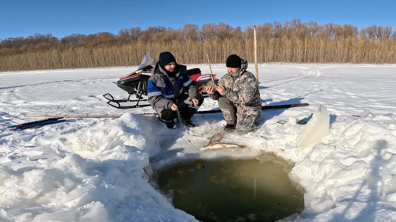 УДАЧНАЯ ПРОВЕРКА СЕТИ, щука, окуни и лещи. БОГАТЫЙ УЛОВ #Сети #Щука #окуни #лещи #рыбалка #Сибирь 