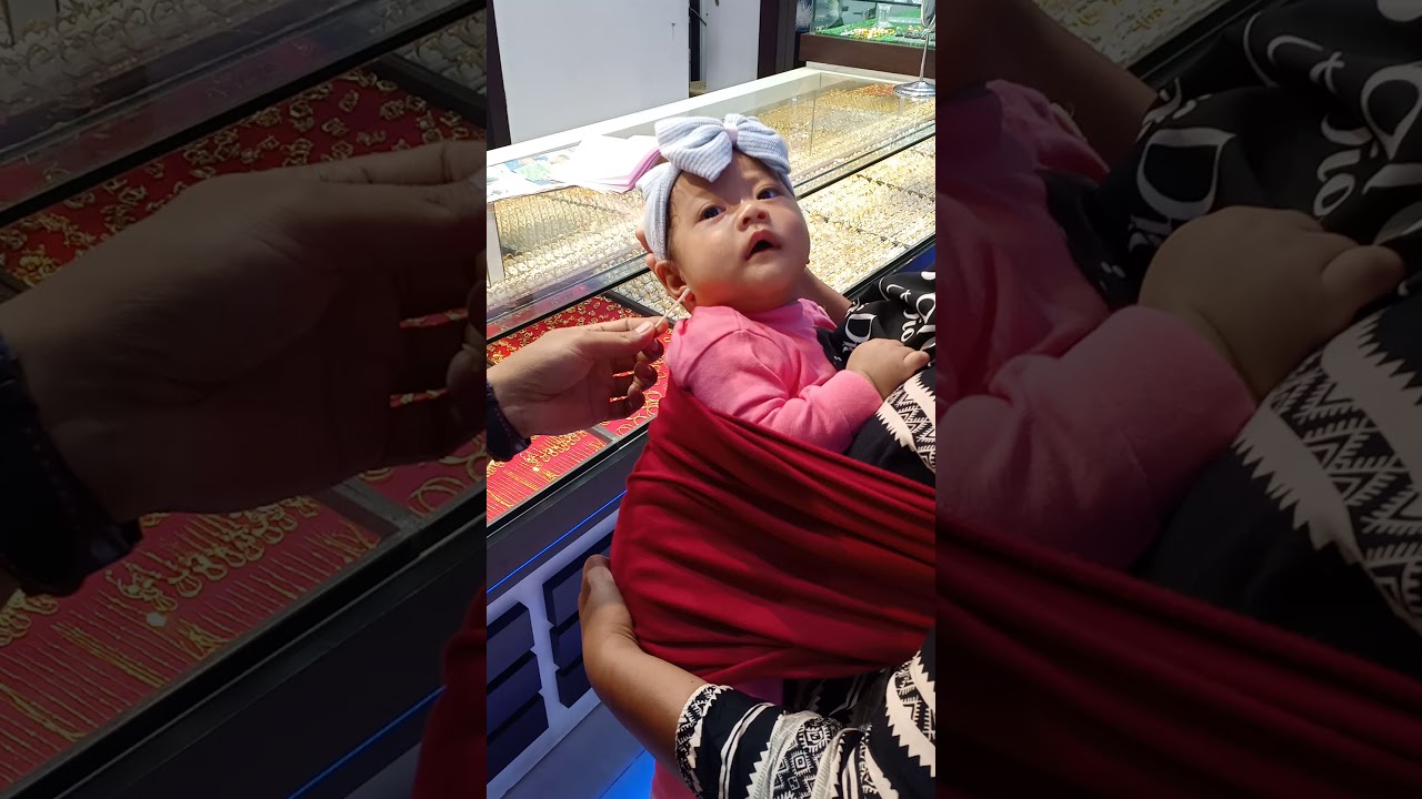 tindik anting tembak #babylucu #gemoy #fyp #tindikanting #tindiktelinga #bayilucu