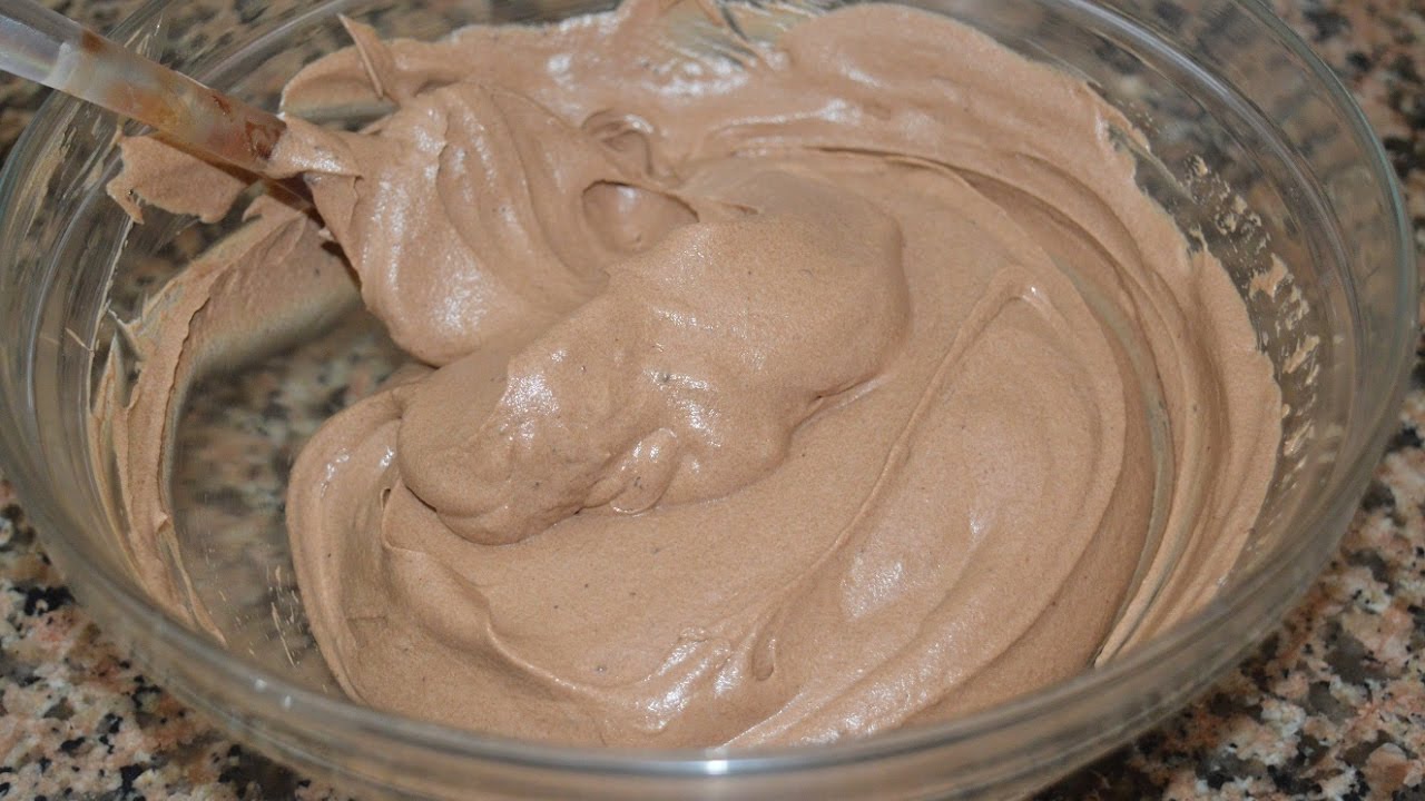 موس الشكلاطة  بدون بيض /Mousse au chocolat sans oeufs