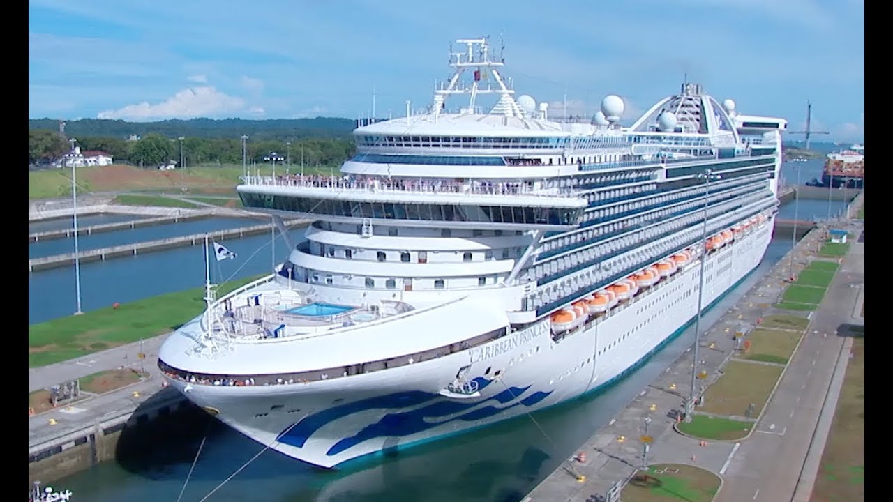 Caribbean Princess Became First Cruise of 2017-2018 Season To Transit Expanded Canal