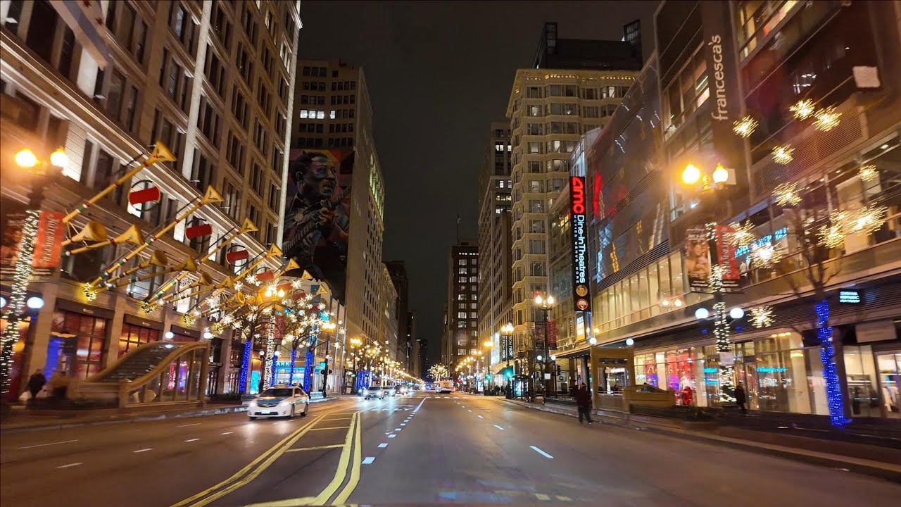 Driving southbound on Clark St and State St in Chicago IL