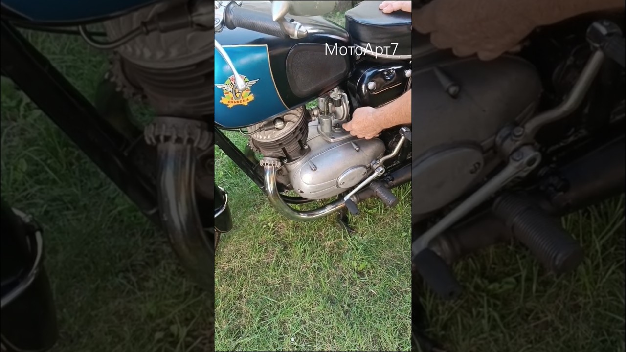 Мотоцикл со звуком озабоченного тетерева. 