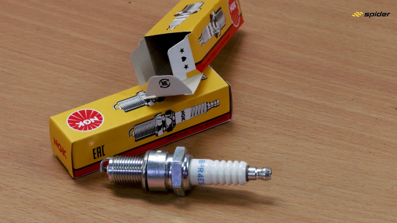 02 How to replace spark plugs