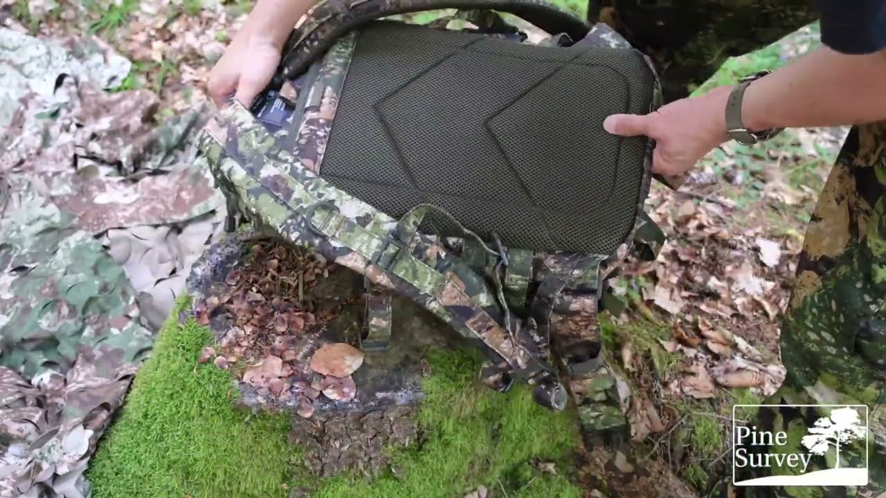 Phantomleaf and Mil-Tec: US Assault Pack Large