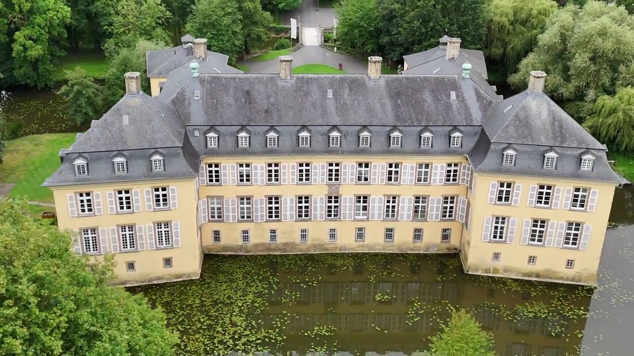 DJI AIR 3 - Crassenstein Castle