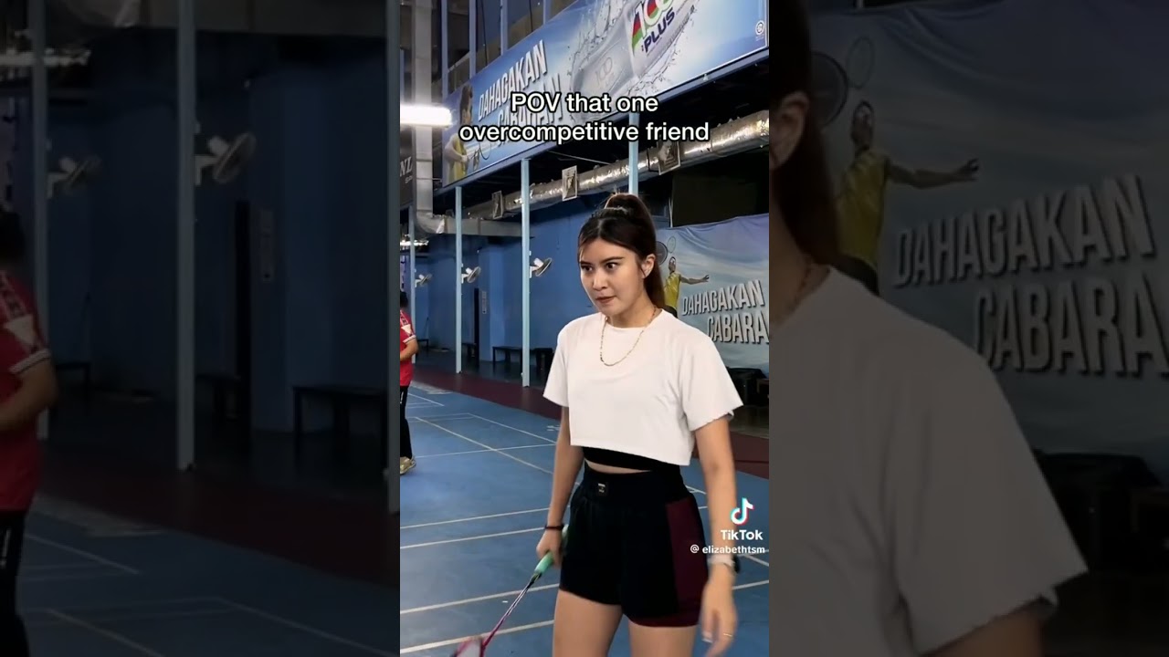 ELIZABETH TAN DAN VONNY FELICIA(ONIC) E-SPORTS GAMING AMBASSADOR PRO PLAYER FF PLAY BADMINTON TENNIS