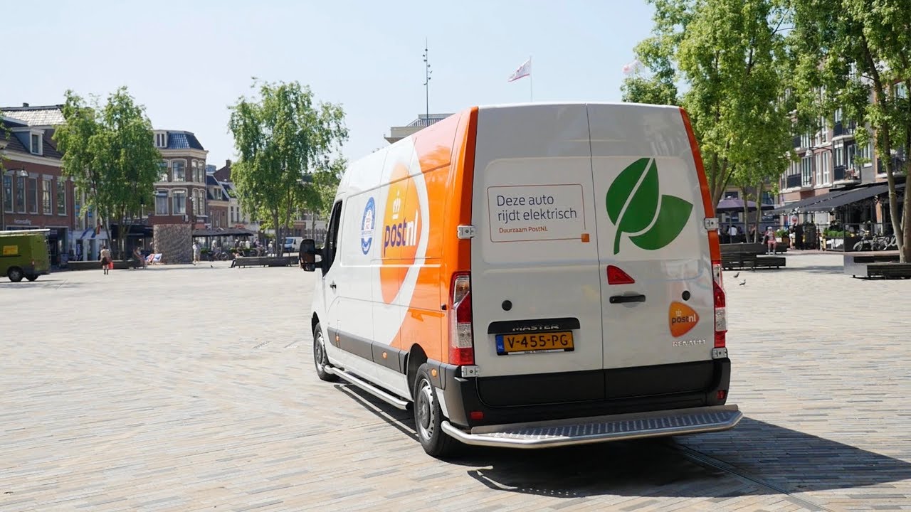 PostNL eerste gebruiker elektrische bestelbussen Renault