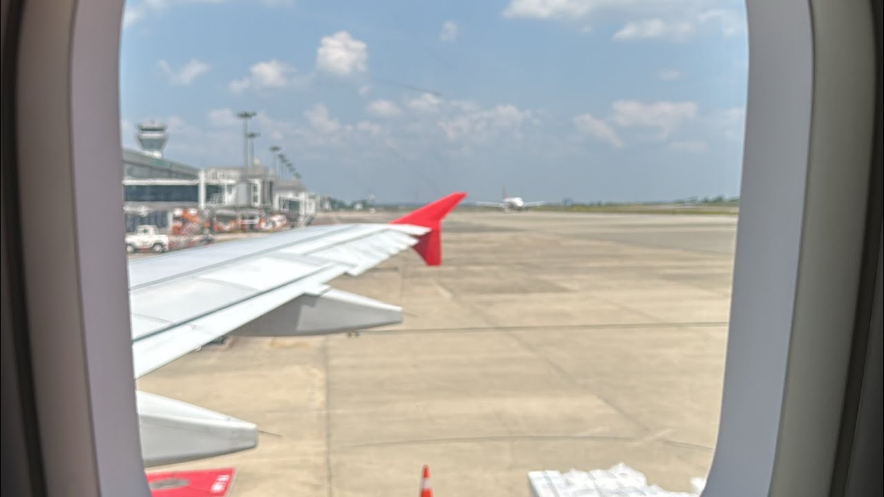 AirAsia AK1776｜Singapore - Kuching｜Landing Kuching Int Airport