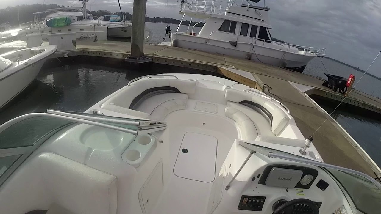 2011 Hurricane Sundeck 187 Outboard