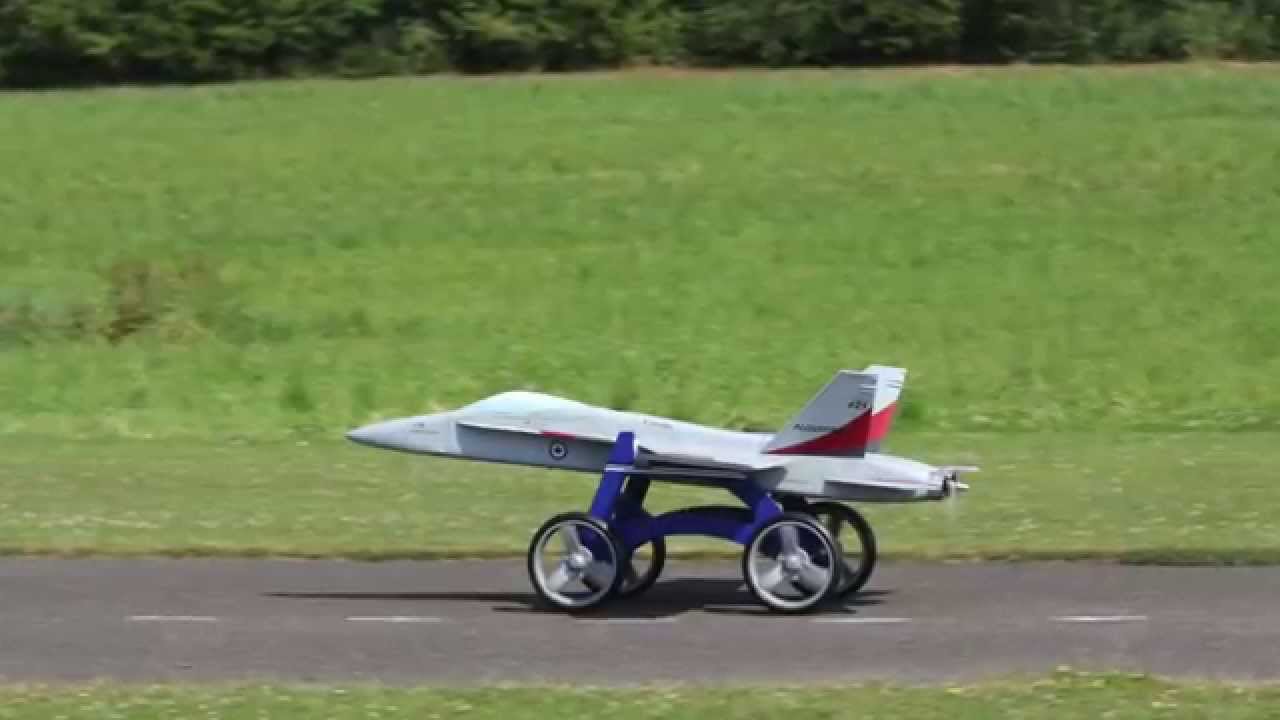 F-18 XXL Parkjet with Dolly-Start