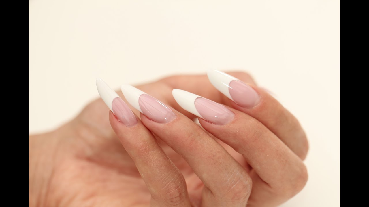 Gotische Mandel - gel - gothic almond shape naildesign nothing but nails