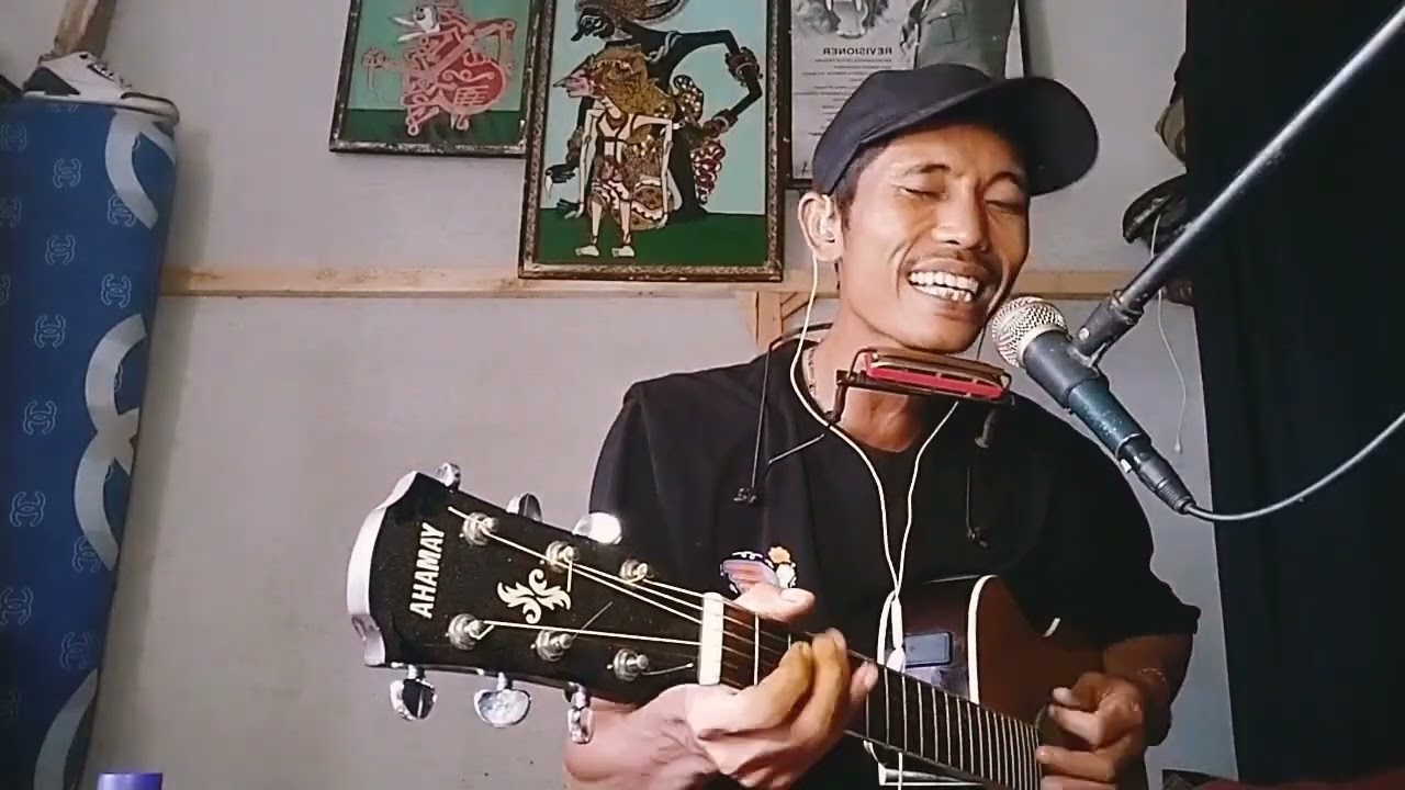 Ade Baton - Buku ini aku pinjam Iwan fals (cover)