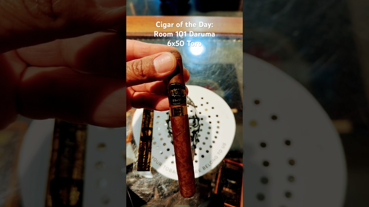Cigar of the Day: Room 101 Daruma 6x50 Toro #Short Shorts #Cigar #Cigars #SNTB #CigaroftheDay