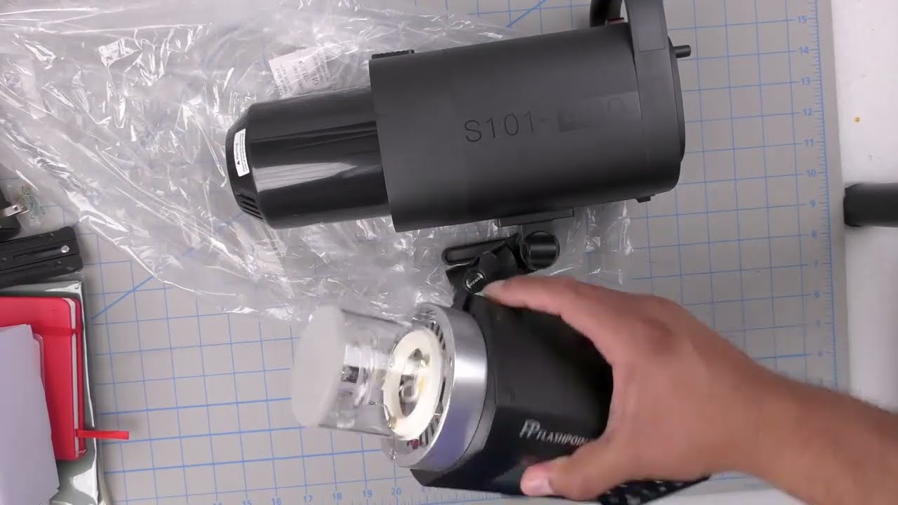 NEEWER S101 400W PRO Studio Monolight Review, Great Value for the money! But has a future