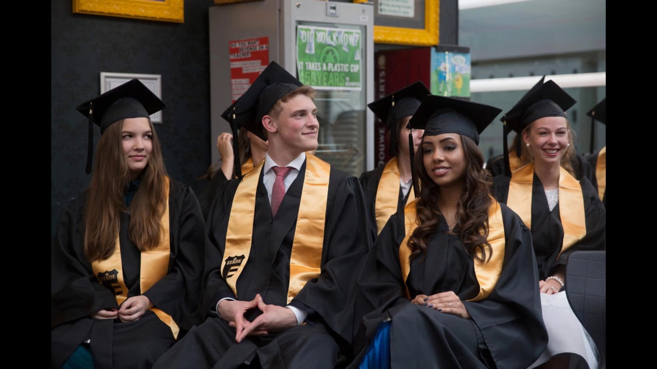IB Graduation 2017 - International School Eerde