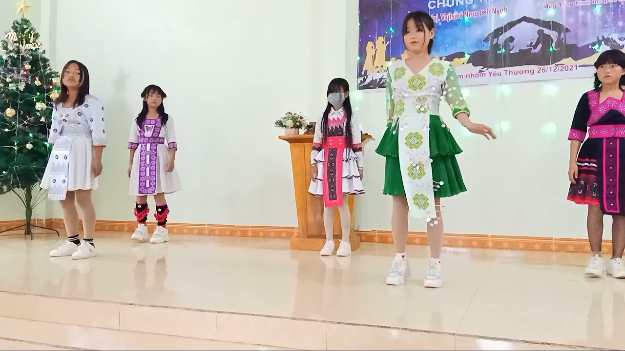 nkauj koob tsheej // ua yeeb yaam qhuas tswv yexus hnub yug 2021