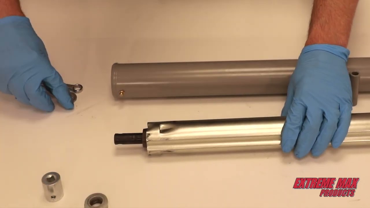 How to lubricate snowmobile lift jack