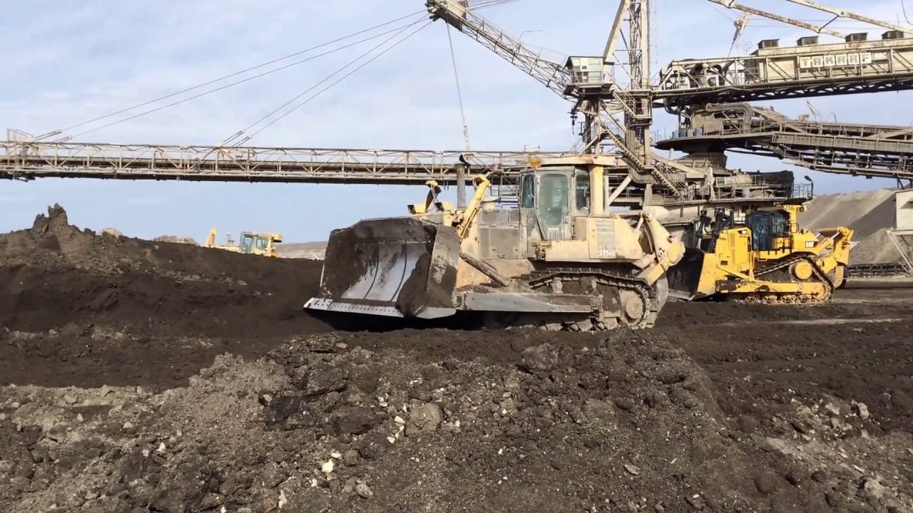 Cat D9T Dozer - Komatsu 275AX - Cat D7R Working Together