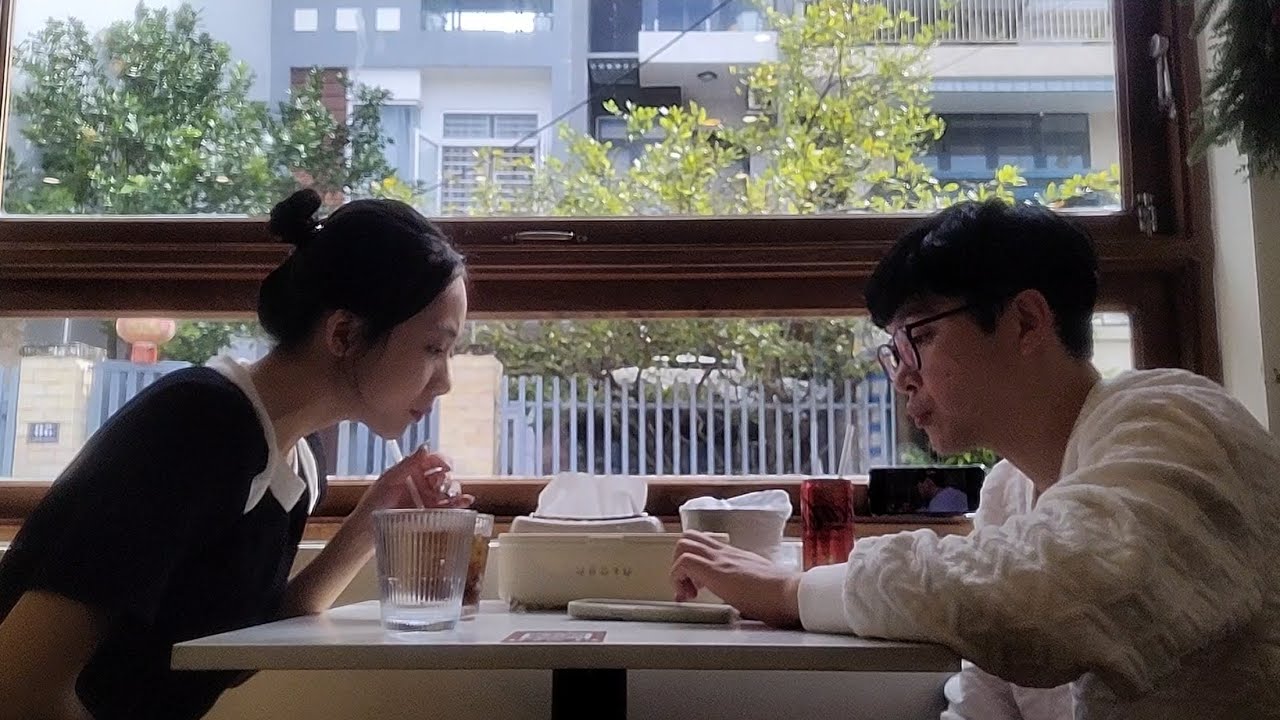 다낭커플 다낭 맛집투어 현지인 사이에 유명한 한국식 치킨집 GARUU 