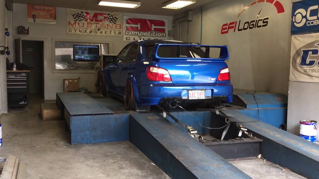 Flared Subaru doing a dyno pull at Efi Logic