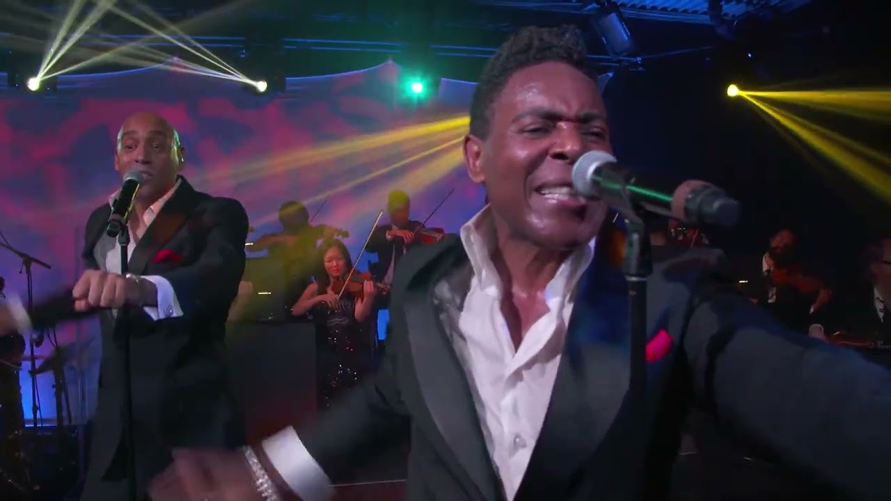 1990s - WCM Dance Orchestra | Luxury Wedding Band | West Coast Music