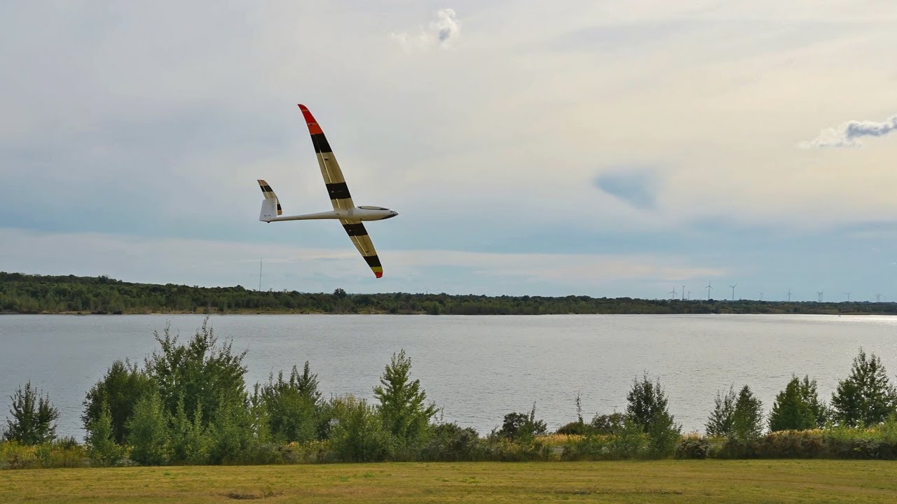 RC-Segler Lentus fliegt wie ein Gro&szlig;er
