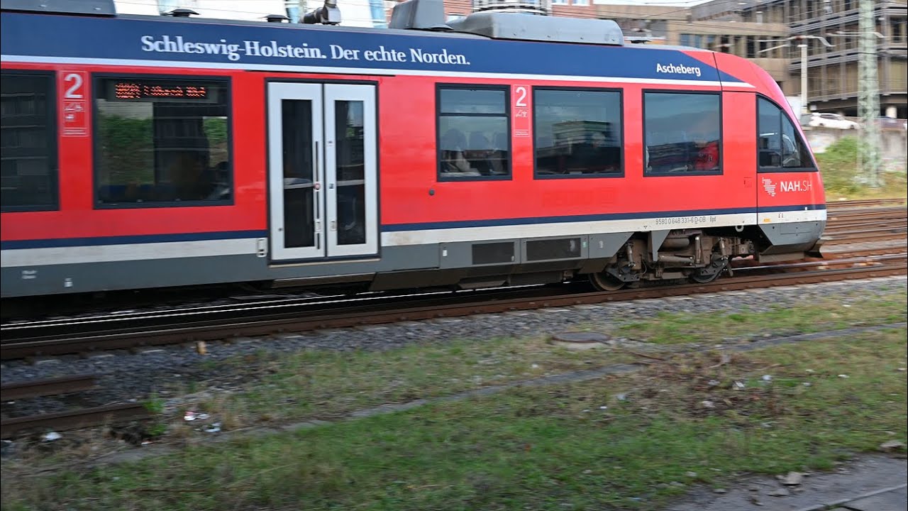 🚆 Triebwagen Lint DB 648 831-5 'Ascheberg' f&auml;hrt los am Kiel-Hbf als erx RB84 in Richtung  L&uuml;beck 4K