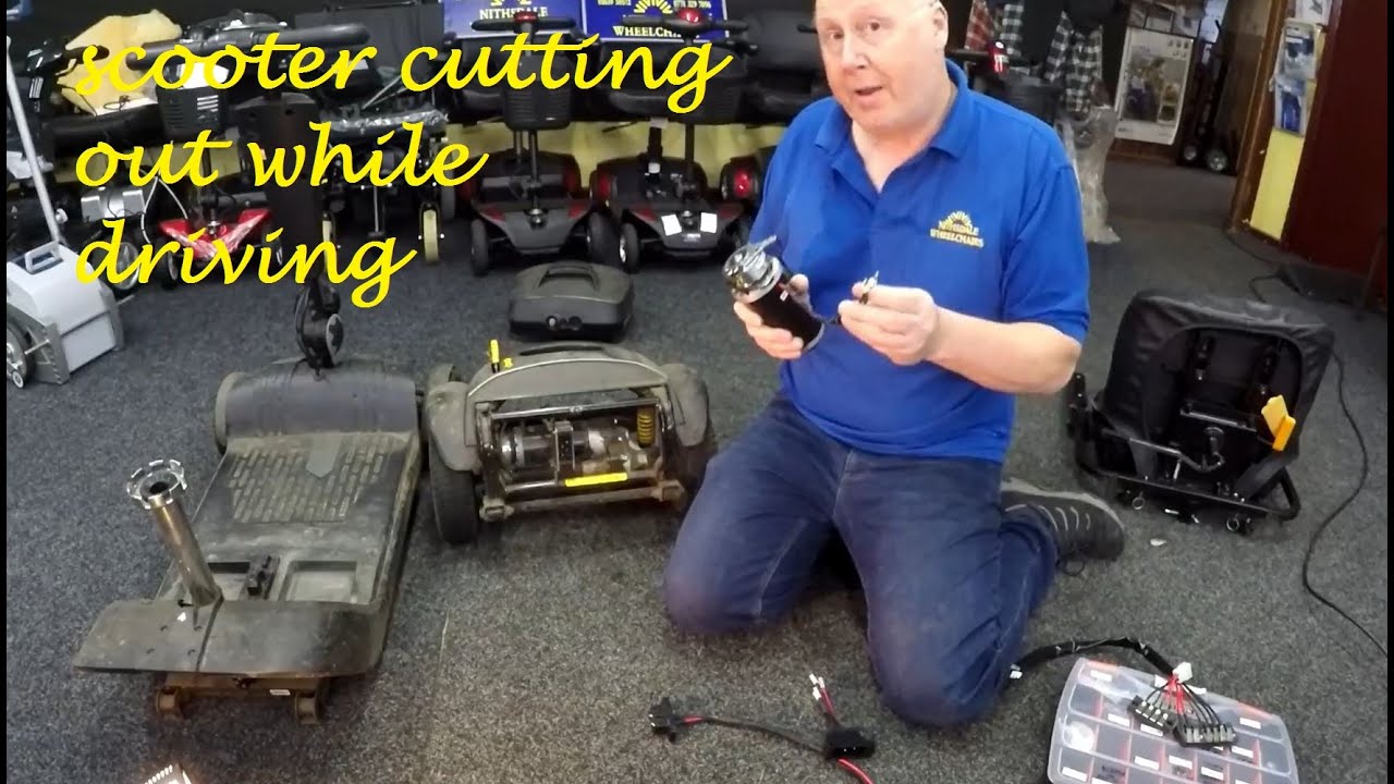Foldable scooter stops and cuts out while driving.