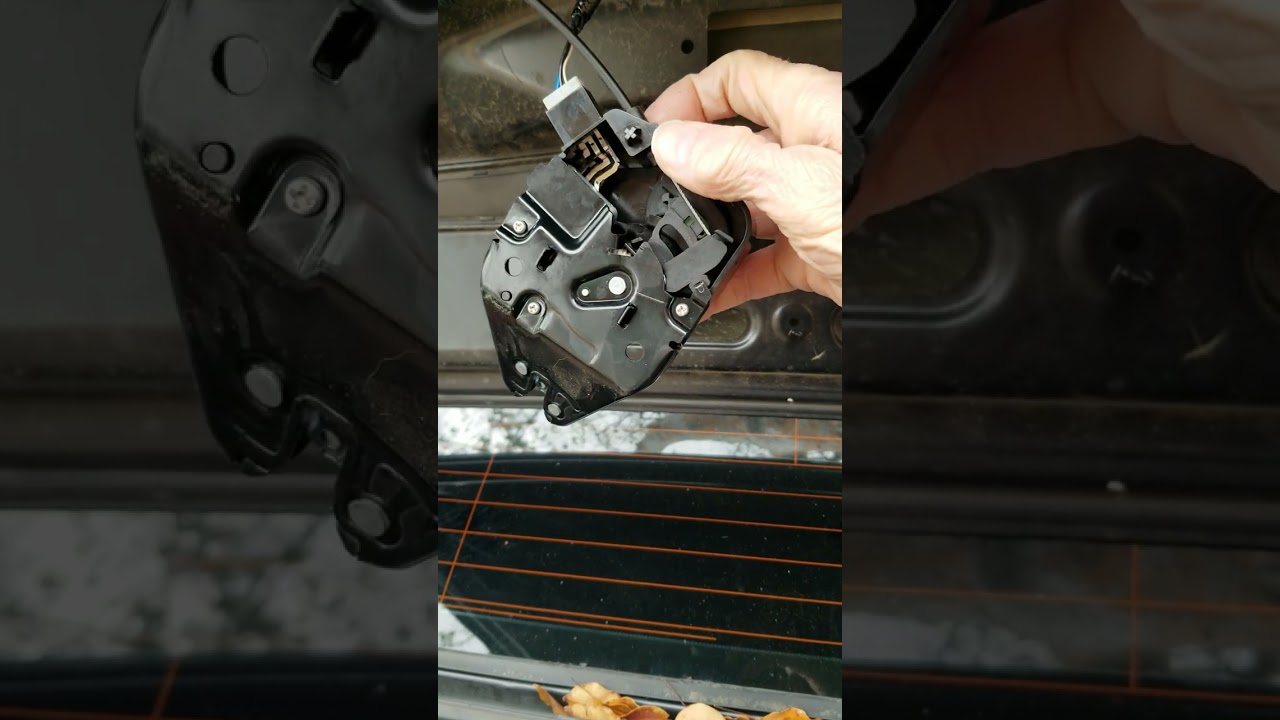 2019 Honda replace trunk latch