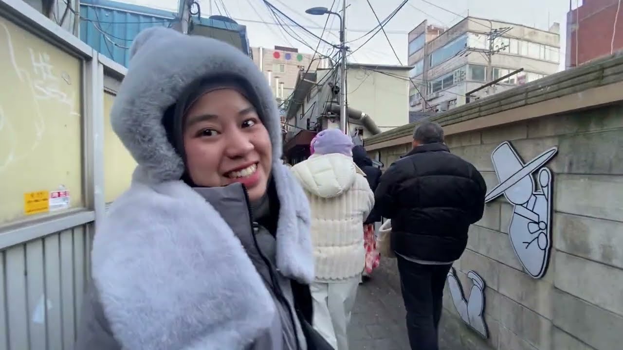 Braving -16°C for a hanbok photoshoot at Gyeongbokgung Palace 🇰🇷 | South Korea Vlog