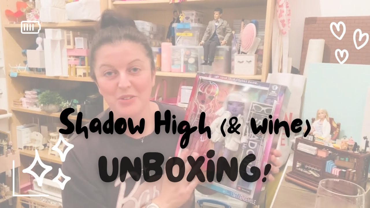 Shadow High unboxing, wine & sunglasses for Smart Doll?!