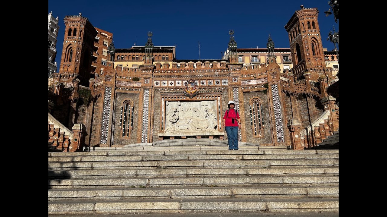 The Lovers of Teruel relax in the most romantic city of Aragon -Spain *Os Amantes de Teruel -Espanha