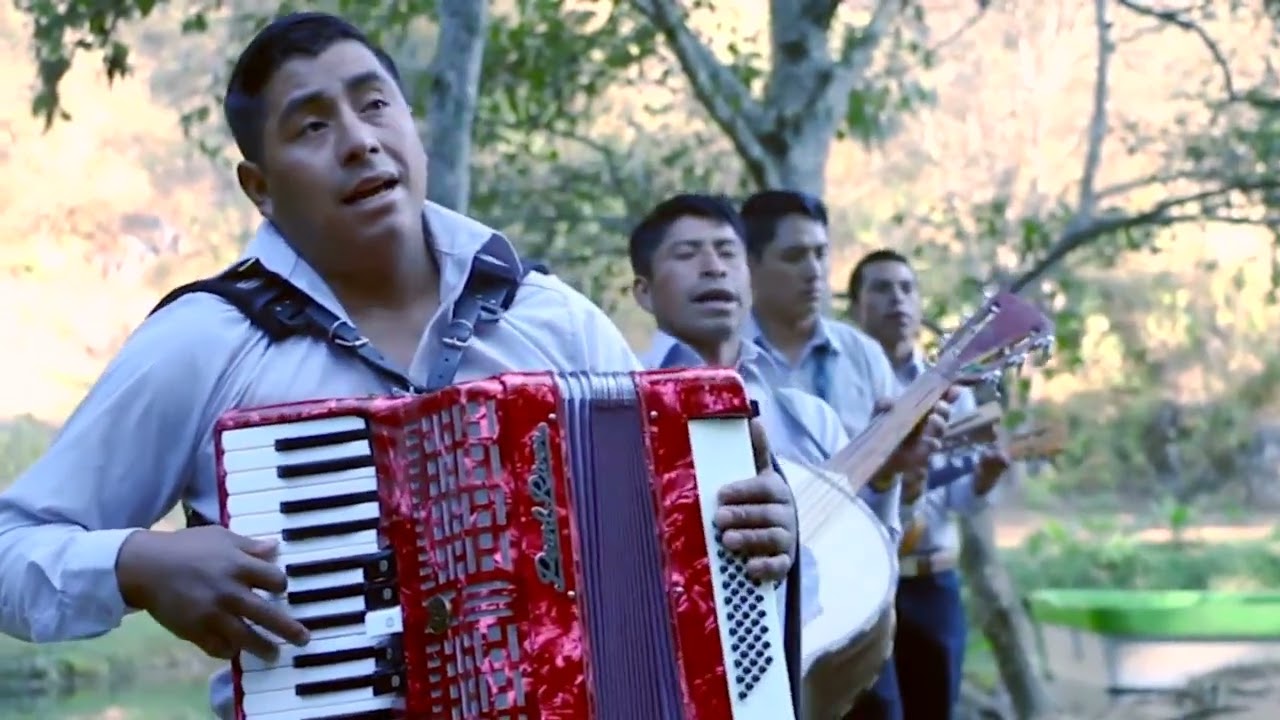 Colavalb'un Cajval Grupo los Jimenez