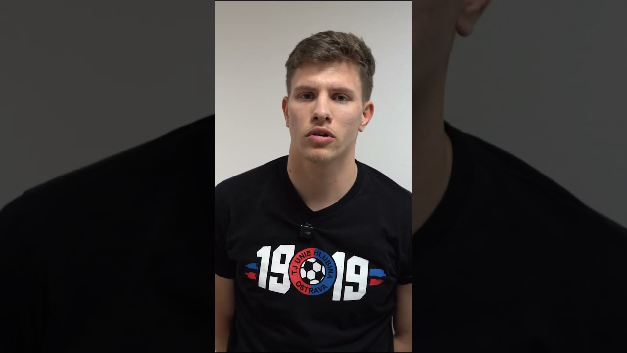 POPRV&Eacute; PŘED KAMEROU: SEBASTIAN PEJ&Scaron;A 🎥🎤