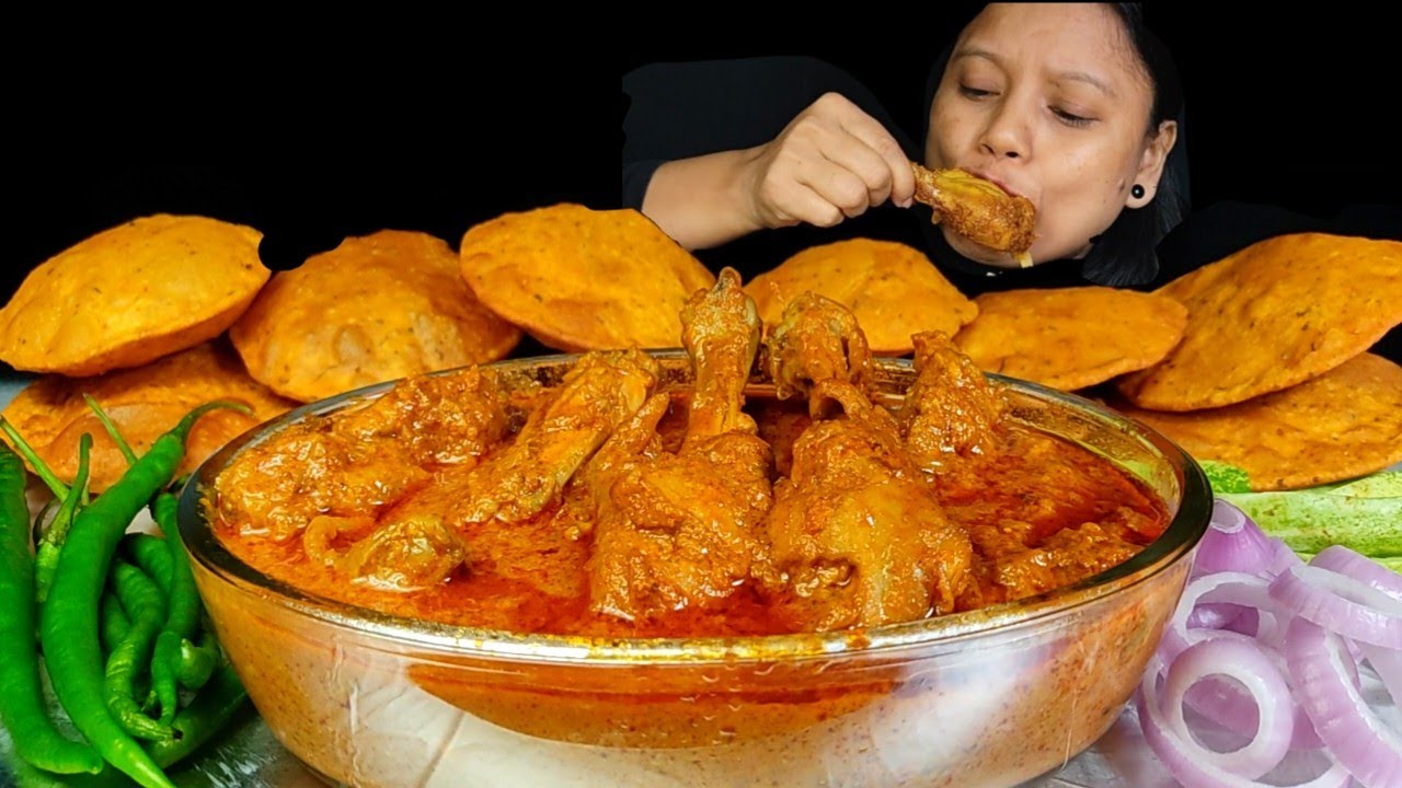 ASMR EATING SPICY ANGARA CHICKEN WITH MASALA PURI | GREEN CHILLI & SALAD MUKBANG