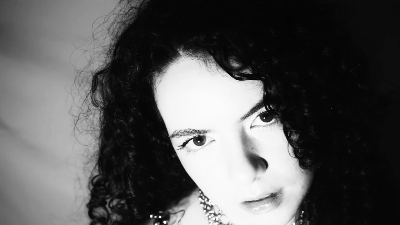 LAIA ALCOLEA - MENTIRAS (LSE)