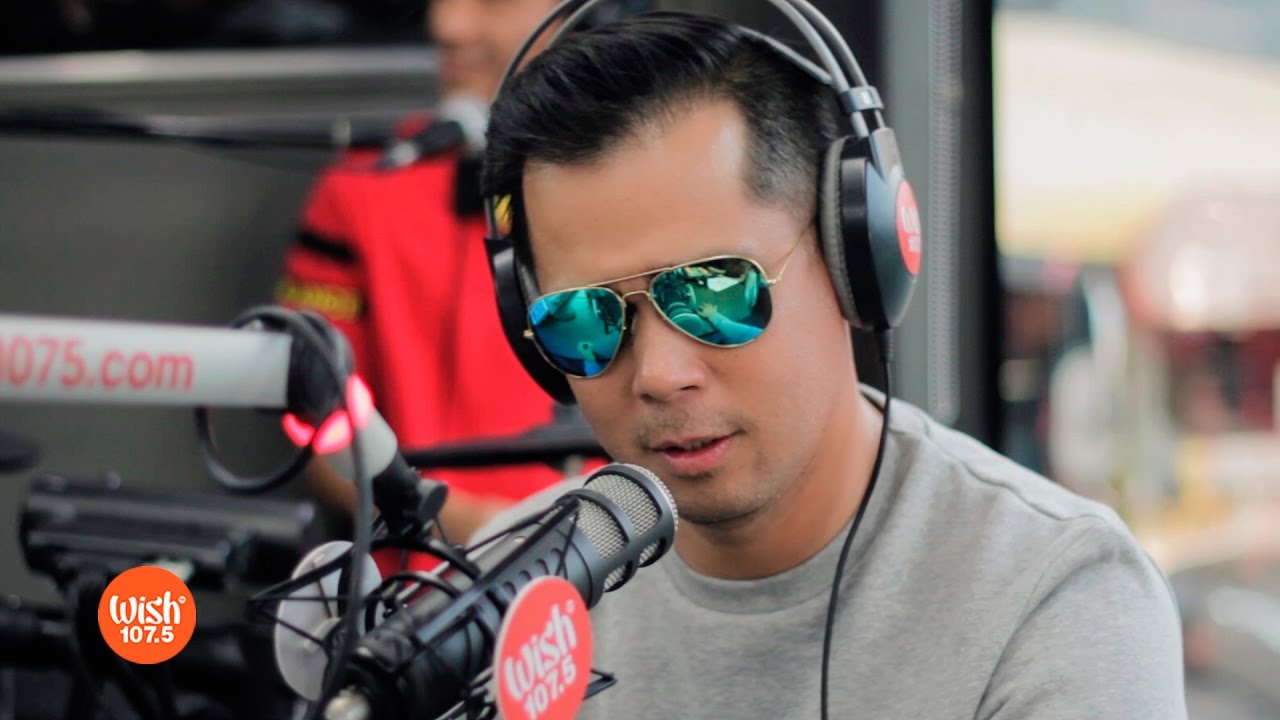 Dingdong Avanzado (feat. The Doorbells) sings 