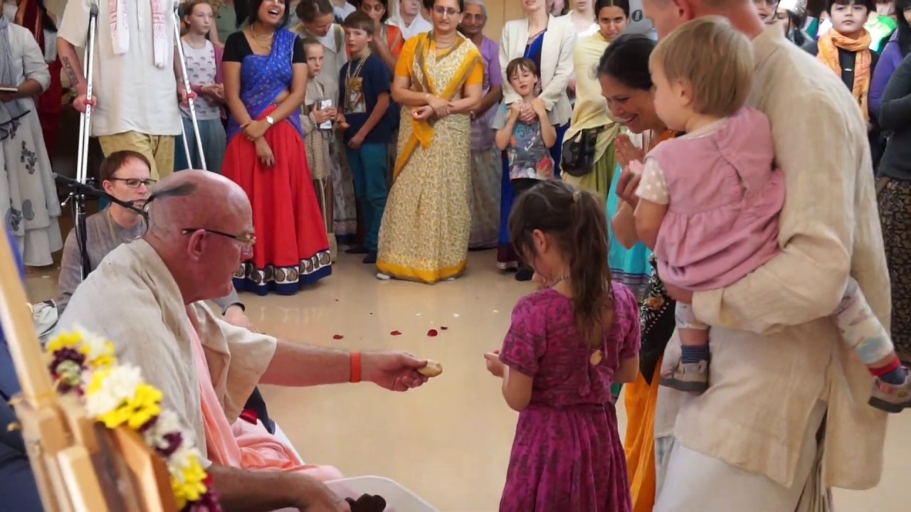 Vyasa Puja of HH Indradyumna Swami – Krishna Avanti School, Harrow (London 2019)