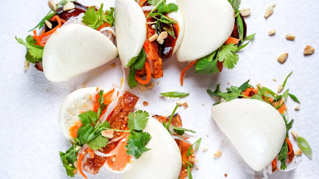 Crispy Pork Belly Bao Bun