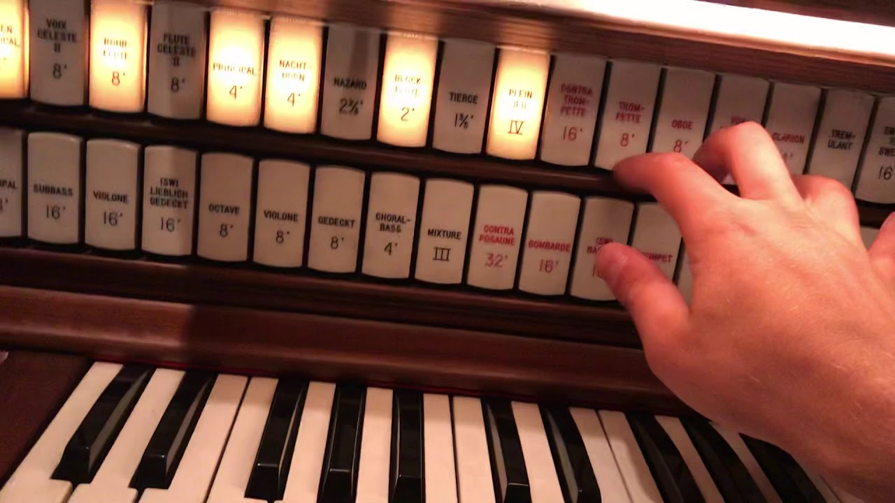Rodgers digital organ stop tour