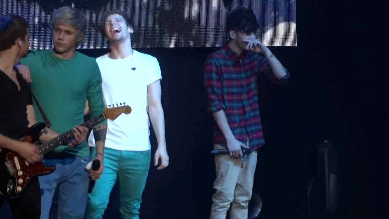 One Thing Part 1- One Direction: Chicago 6/2/12