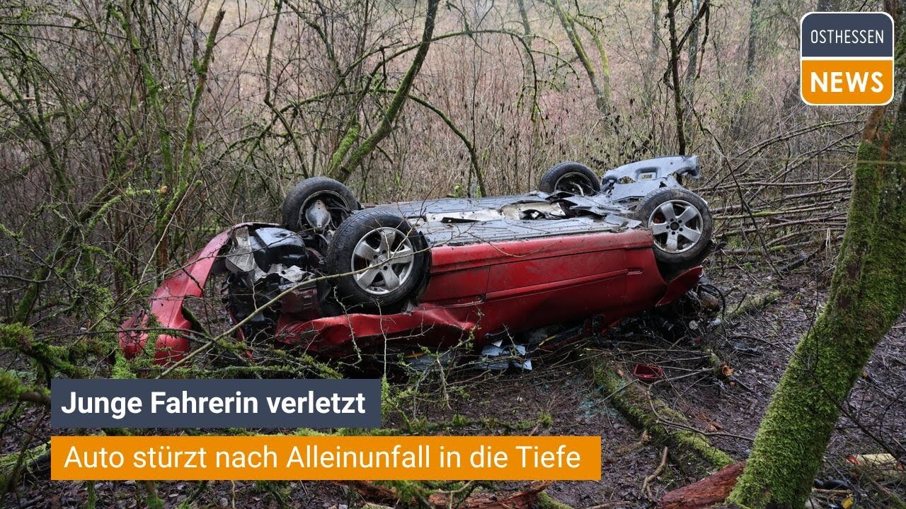 STEINAU/STR. A66: Auto stürzt nach Alleinunfall in die Tiefe - junge Fahrerin verletzt
