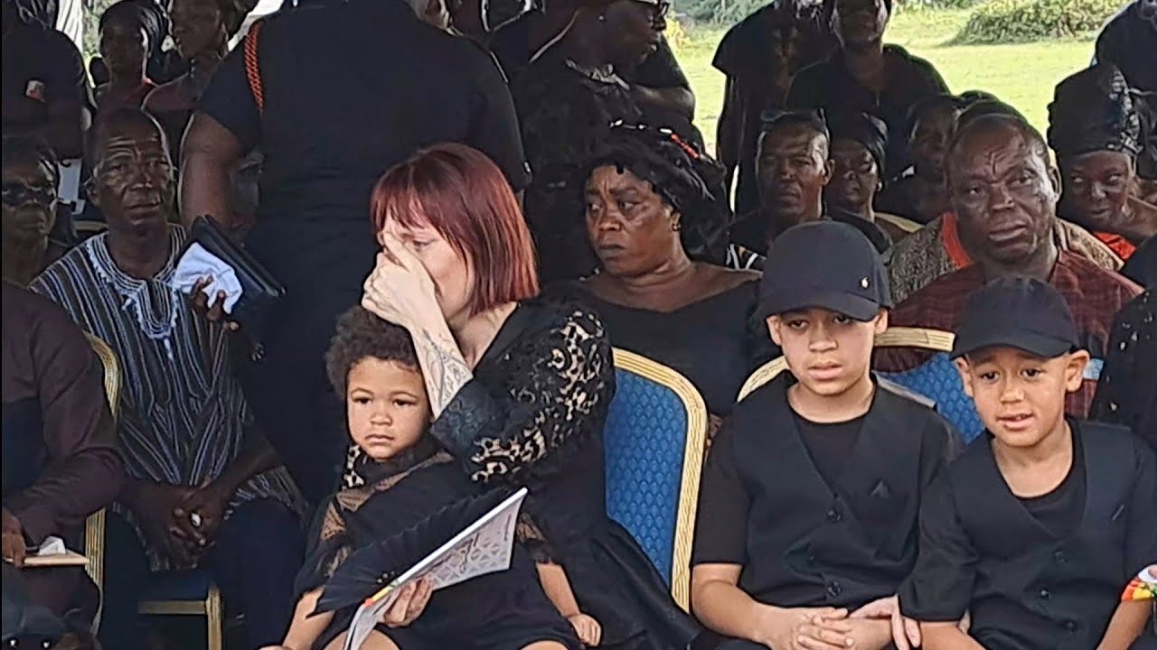 Christian Atsu wife and children in tears 😢 at his burial service
