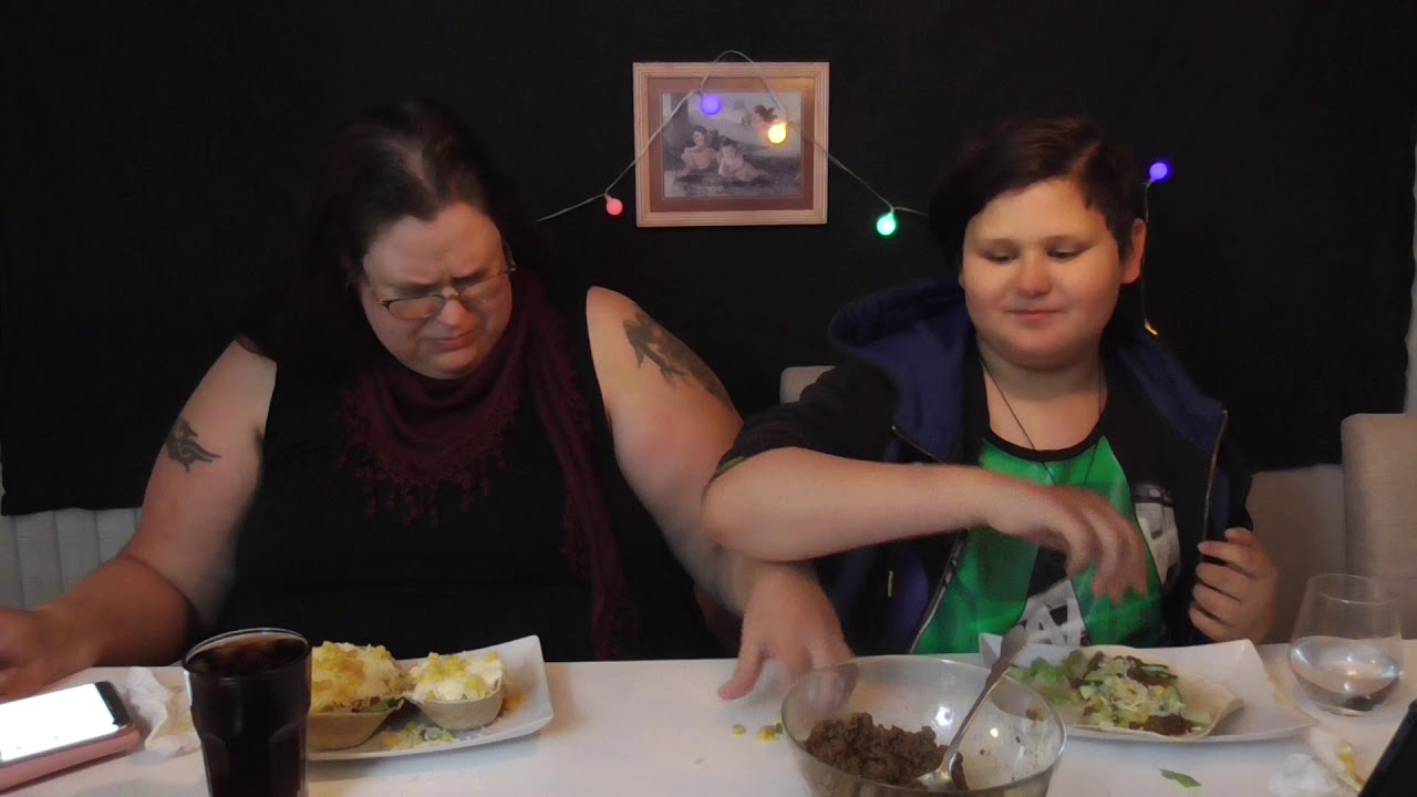 Mukbang - Tacos