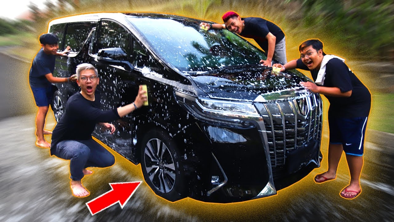 TEAM YUDIST WASHES CARS IN A HUGE COMMUNITY!!