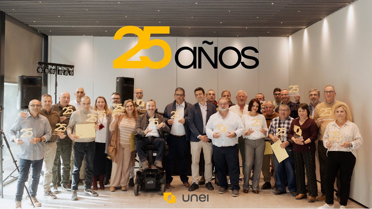 Reconocimiento de UNEI a las personas con más de 25 años de antigüedad y jubiladxs 2024