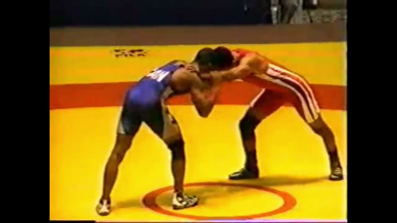Neal Ewers 2002 World Championships match 1 VS France