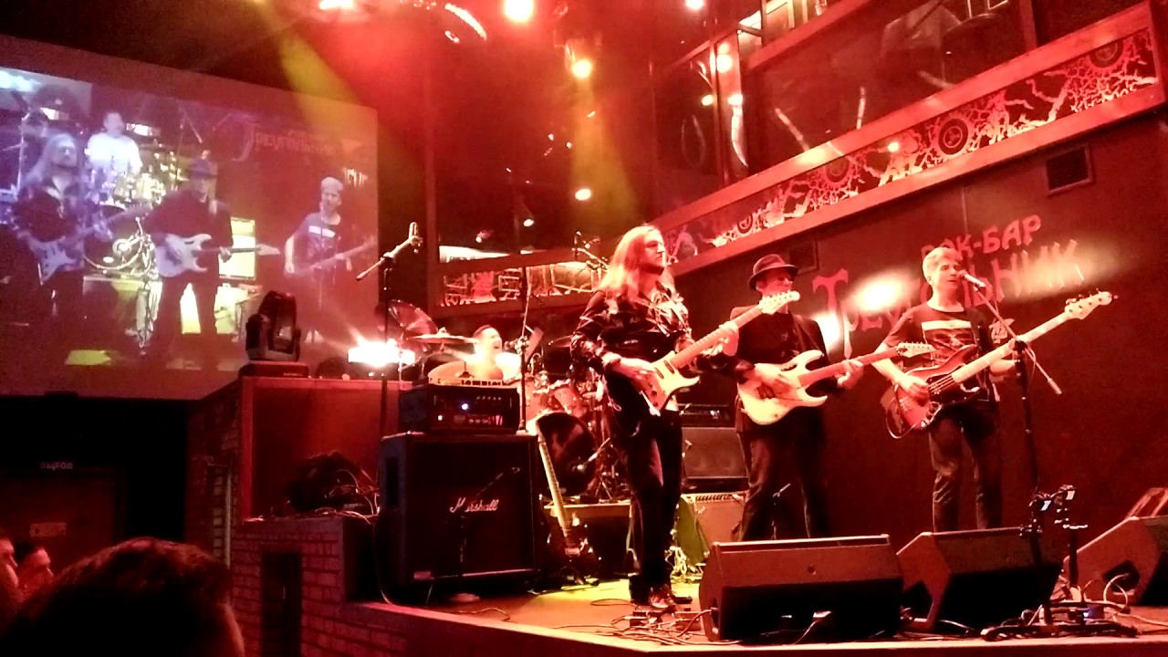 Bringerstorm - Into the fire, Bloodsucker (Deep Purple Cover)